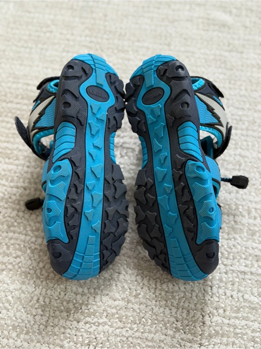 VITIKE Boys Big Kids Closed Toe Sports Sandals Water Shoes Size 3 Navy Cyan